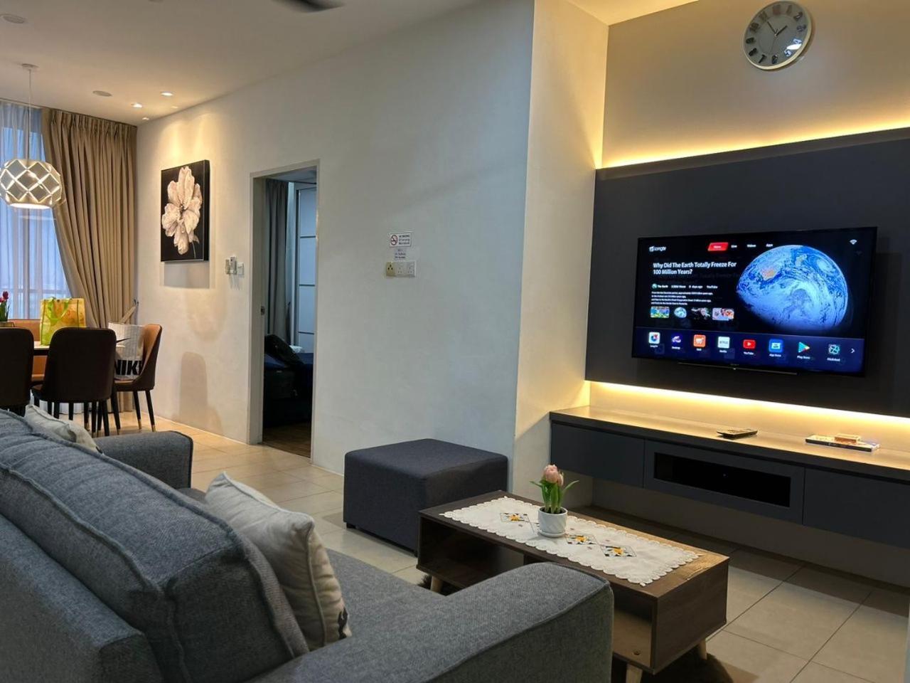 Roxy Apartment Kuching Quarto foto